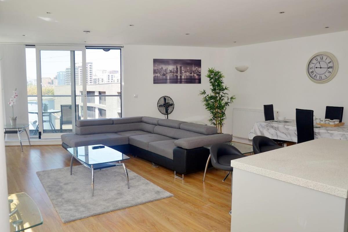 Apartmán Excel Luxury Flat Londýn Exteriér fotografie